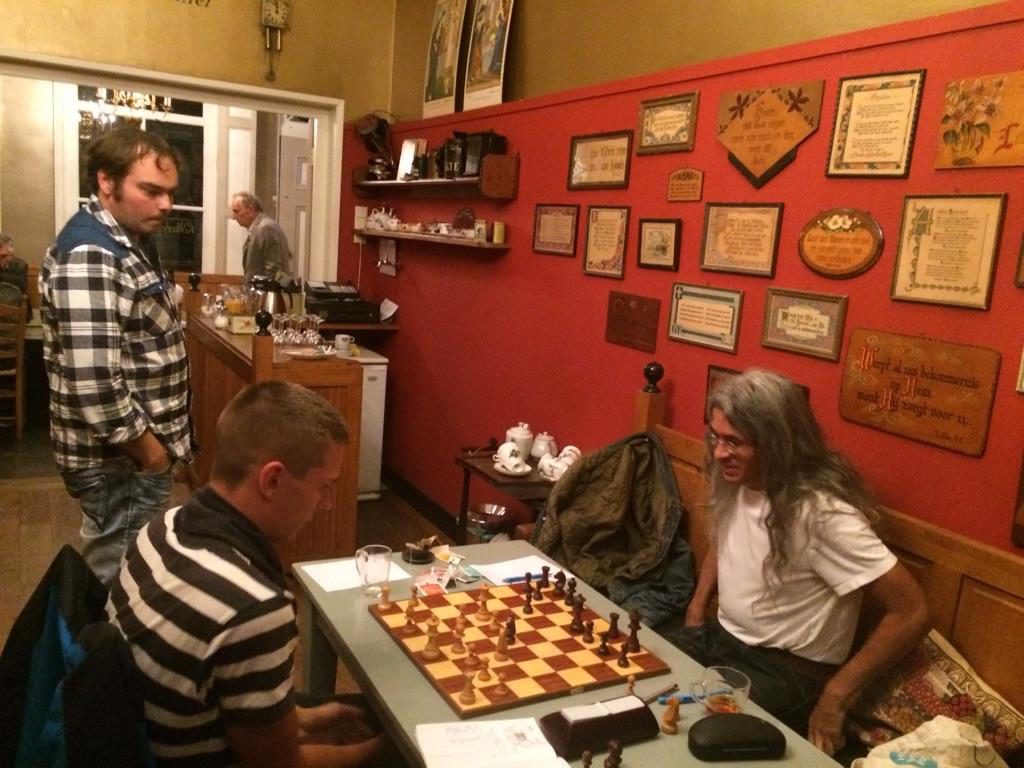 Adriaan Knulst (l) - Pearl Uyttenhove